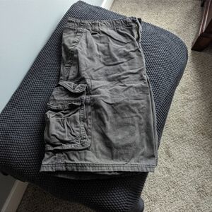 Men's cargo shorts